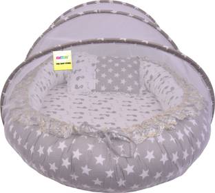 Kwitchy New Born Luxury Bedding Set Reversible Mattress with Mosquito Net