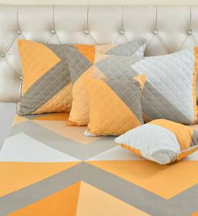 CLOVIS KRAFTS Microfiber Double Fitted (Elastic) 240 TC Floral Bedsheet