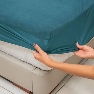 Blufurn Cotton King Fitted (Elastic) 200 TC Solid Bedsheet