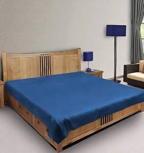 Ryka PVC Double Flat 200 TC Solid Bedsheet