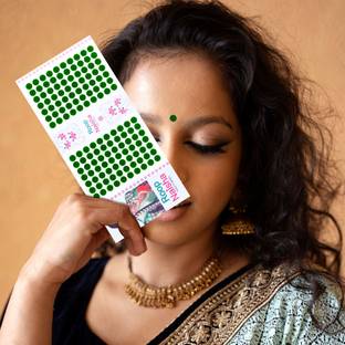 RoopNaisha Pack of 3 Cards, 4 no Size also 7 mm Forehead Green Bindis
