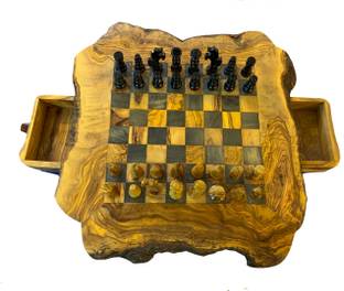 TheOliveWoodStore Large Tunisian Live-Edge Olive Wood Chess Board with Hand-Carved Pieces 7.5 cm Chess Board
