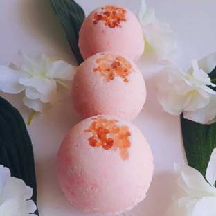 Aaranyam Pink Himalayan Salt Bathbomb Pack of 3