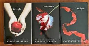Combo of 3 Books ( Eclipse + Twilight + New Moon ) (Paperback, Meyer Stephenie)