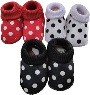 APLIX Booties