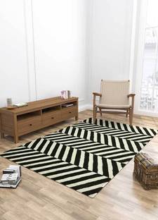 rahbar Black, White Wool Carpet