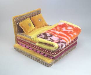 RDH ENTERPRISES Thakur ji Bed, Laddu Gopal ji Bed & Woolan Kambal usable 0 to 3 no Silk All Purpose Chowki