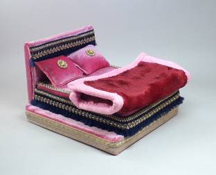 R D Handicraft Thakur ji Bed,Laddu Gopal ji Bed With Blanket usable 0 to 3 no Silk All Purpose Chowki