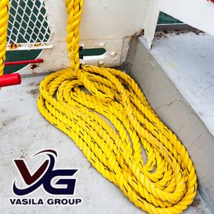 वी जी टारप 18mm x 20m Heavy-Duty Yellow Twisted Rope नाइलॉन रीट्रैक्टेबल क्लॉथलाइन