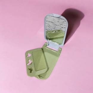 Nikki Bela Korean Beauty High Defination Compact mirror with comb Travling(pack of 1)