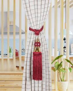 Ramcha Maroon Tassels, Trimming