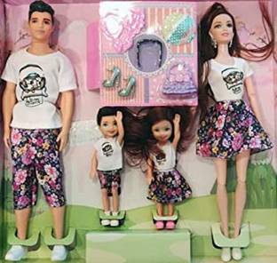 WONDER CREATURES Family Doll Set Includes Mom. Dad, Daughter & Son Dolls and Accessories