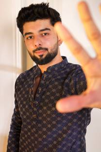 Koshin Men Kurta Pyjama Set