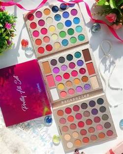 URBANUCANBE Pretty All Set 86 Color Eyeshadow Palette 300 g
