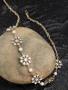 Karatcart Gold Plated Pearl Studded Floral Kundan Hairband for Women Hair Band