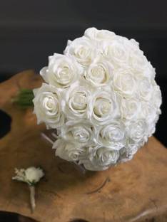 Unique Bridal flower bouque Artificial rose flower throw bouquet Bun
