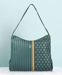Baggit Women Green Shoulder Bag