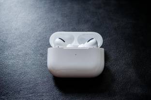 BeatFlow New (2nd generation) AK with MagSafe Case-(USB-C) Bluetooth