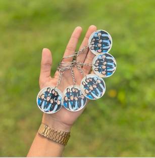 Harshi Creations Gifts Resin art Photo Keychains 5 pieces Key Chain