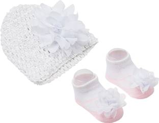 Baby Moo Baby Boys & Baby Girls Hello Kitty Casual Bootie Cap