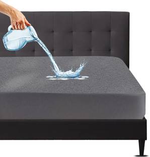 Mattress Protector Fitted King Size Waterproof, Stretchable, Breathable Mattress Cover