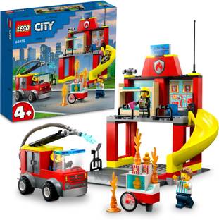 LEGO City Fire Station and Fire Engine (153 Blocks)