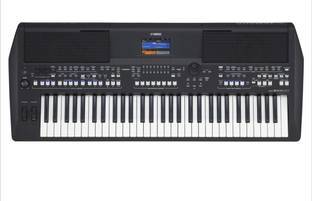 Yamaha PSR-SX600 Arranger Digital Workstation keyboard
