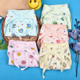 मॉम'स होम Baby Unisex Printed Cotton Cushioned Nappies Combo-Pack of 5 Mix Design(0-3 Months)