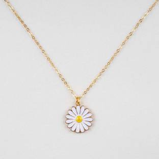 VK Fashion Jewels White Daisy Charm Pendant Chain for Women and Girls Cubic Zirconia Gold-plated Plated Brass Necklace