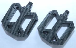 GINNI 24-26T_PLASTIC PEDAL BLACK Pedal