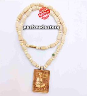 यश्वेदा स्टोर Hanuman Ji ka locket with natural Tulsi ki Mala natural wood colour white लकड़ी लॉकेट सेट