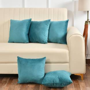 Hundur Store Velvet Cushions Cover