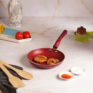 cello Crown Induction Base Taper Fry Pan 22 cm diameter 0.5 L capacity