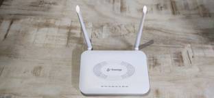 SECUREYE S-XPON-1110-WDONT Wireless Router 2.4 GHz 300 Mbps Wifi Speed Single Band External Antenna NA