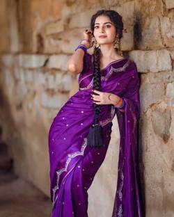AVANTIKA FASHION Woven Kanjivaram Pure Silk, Art Silk Saree