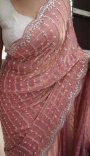 AVIRAT DESIGNER STUDIO Embellished Kanjivaram Silk Blend Saree