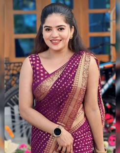 Parangi-A planet of style Woven Banarasi Cotton Silk Saree