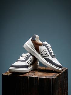 Wave Walker Sneakers For Men