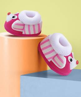 Tarun child care Booties