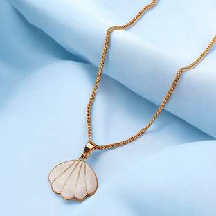 RIDHAA Golden Sea Shell Pendant Alloy Chain