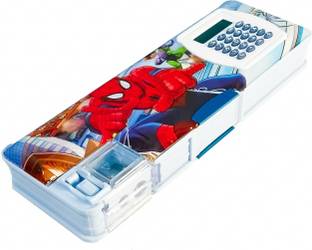 CDT 2021 Cartoon Art Plastic Pencil Box Spider Man Box with Calculator for Kids पेंसिल बॉक्सेस आपके बच्चे को पसंद आएंगे, मैग्नेटिक, जम्बो पेंसिल बॉक्सेस, CHAMA द्वारा, 1 का सेट आर्ट प्लास्टिक पेंसिल बॉक्स
