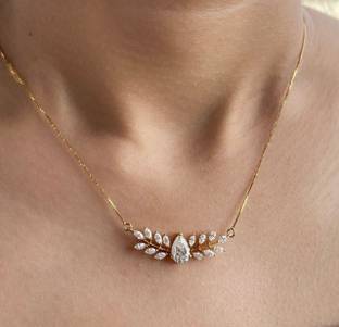 CLONEO Attractive Design Pendant with Chain Necklace Gold-plated Alloy