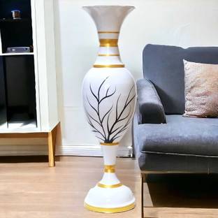 yumna Iron Vase
