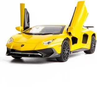MOOBOO 1: 32 Scale LAMBORGHINI LP750 YELLOW Toy Model Car for Kids Die cast Model Car