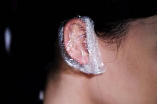 KANTHEE ENTERPRISE 100 Pack High-Quality Waterproof Ear Covers for Bathing, Hair Dyeing, Shower.