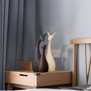 handh 20052025 Decorative Showpiece  -  25 cm