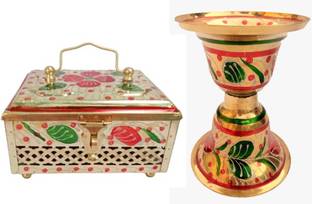 MiiArt brass paan daan box,pan,refreshment box,and pan thukdan (size-large) Decorative Showpiece  -  14 cm