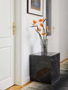 Radha Impex Modern Ebony Elegance Vein Cube Side Table Engineered Wood Side Table