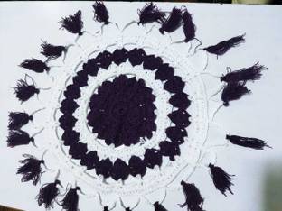 M/S देवरिया हैंडीक्राफ्ट उद्योग वूल एम्ब्रॉइडरेड सोफा कवर