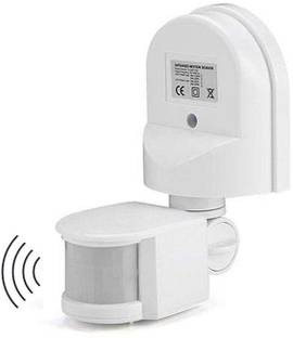 GIANT IMPEX GIANT IMPEX PIR Energy Saving Light with 180 Degree Wall-Mount Smart Switch